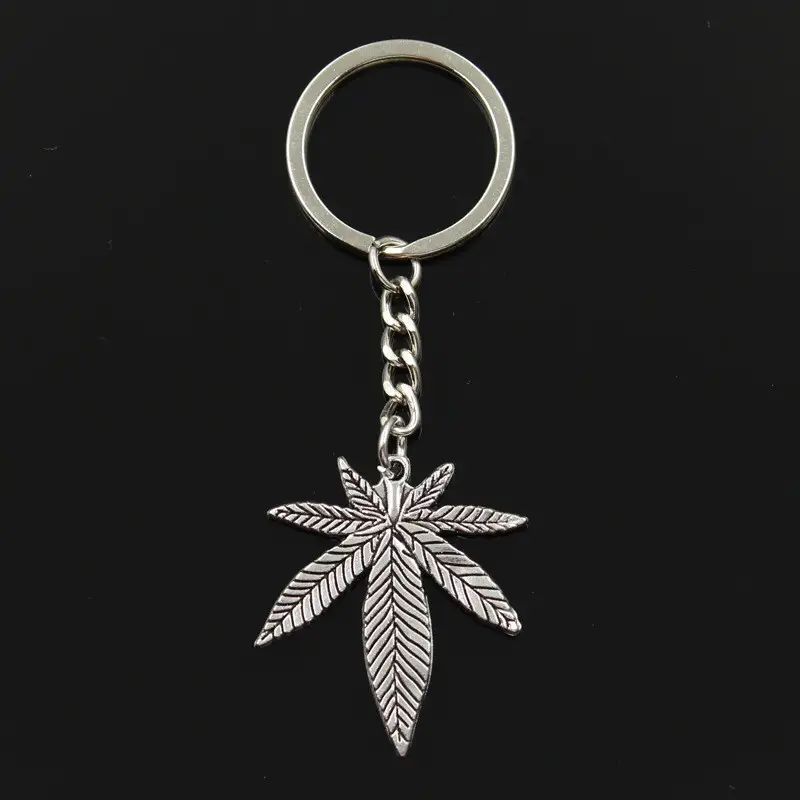 Weed Leaf Keychain - Silver