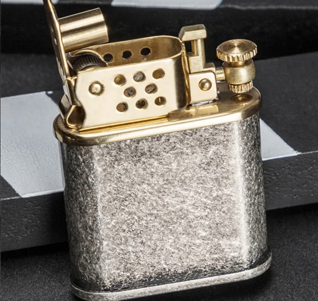Engravable Ejection Retro Lighter - 3