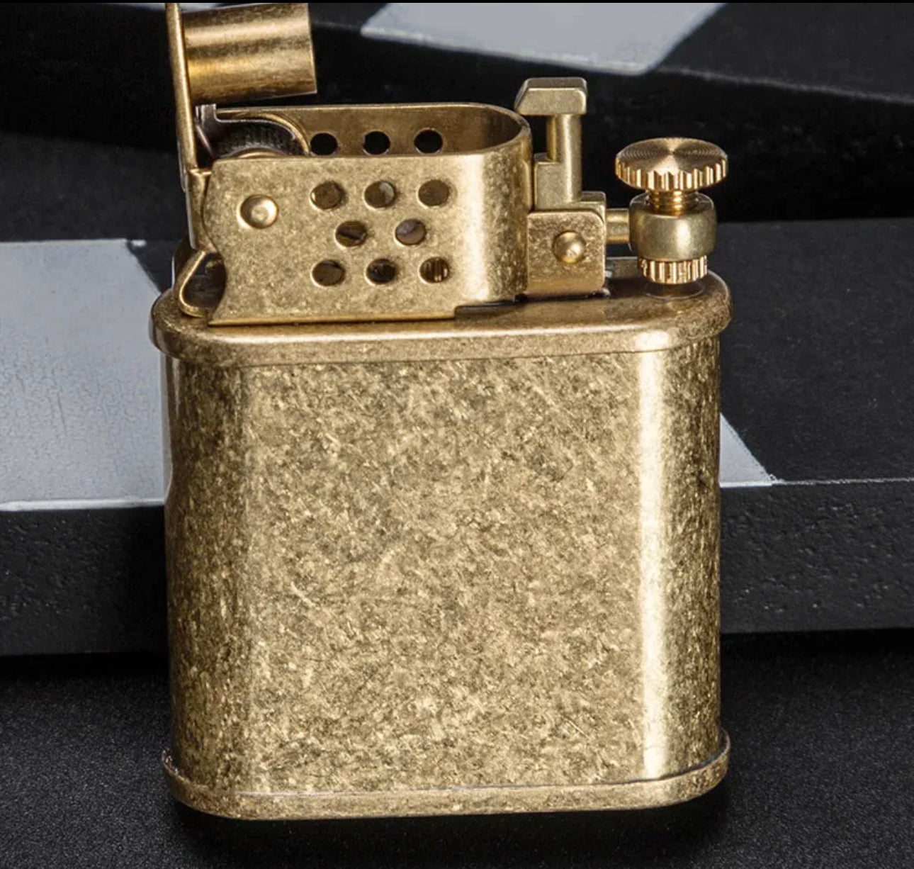 Engravable Ejection Retro Lighter - 1