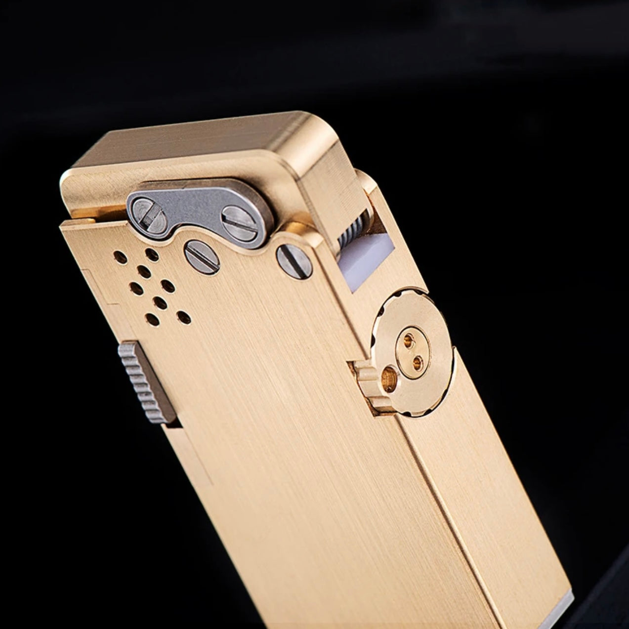 Engravable Mechanical Lighter