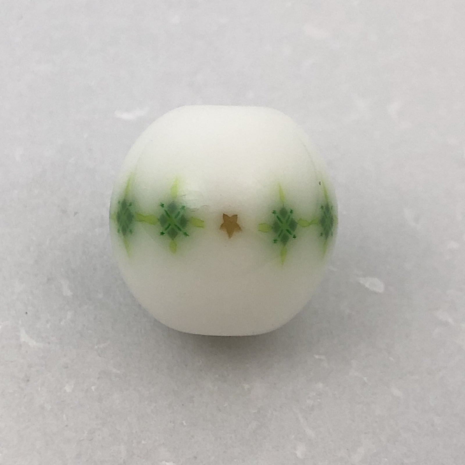 Muto Glass Bead Argyle Star