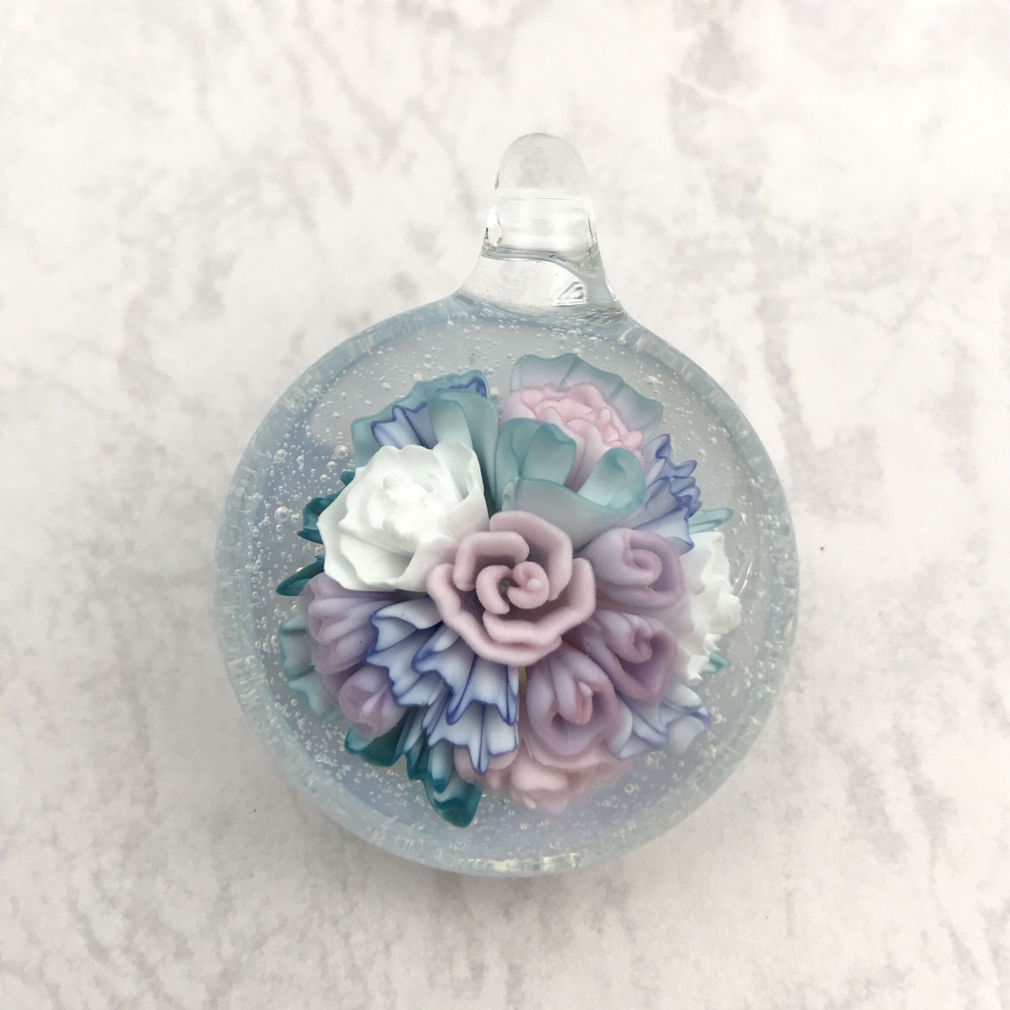 Yuka Glassart Flower Pendant 1