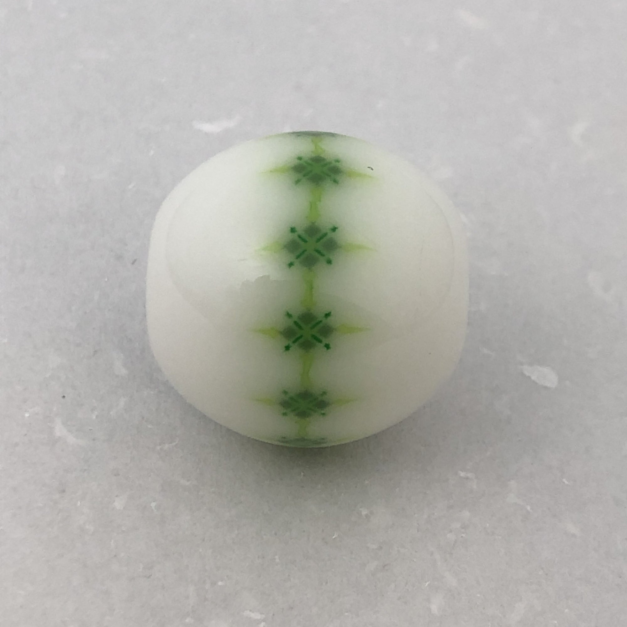 Muto Glass Bead Argyle Star