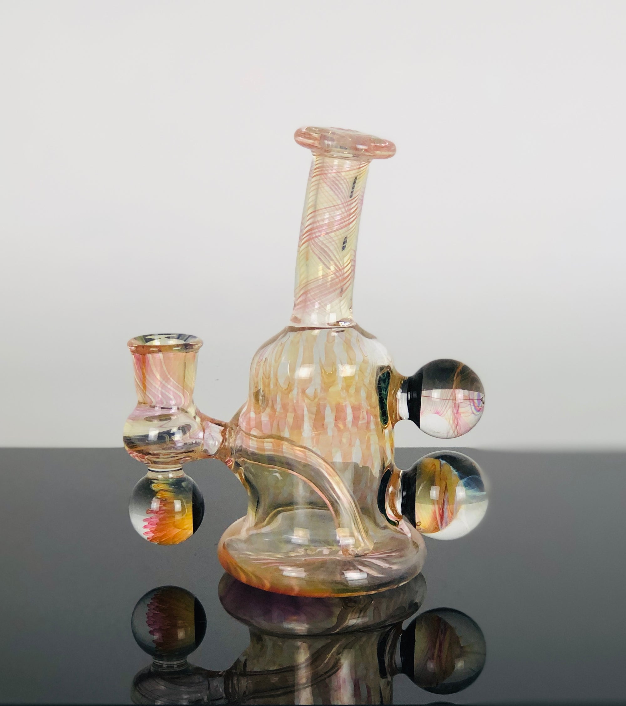 The Delta B Money Glass